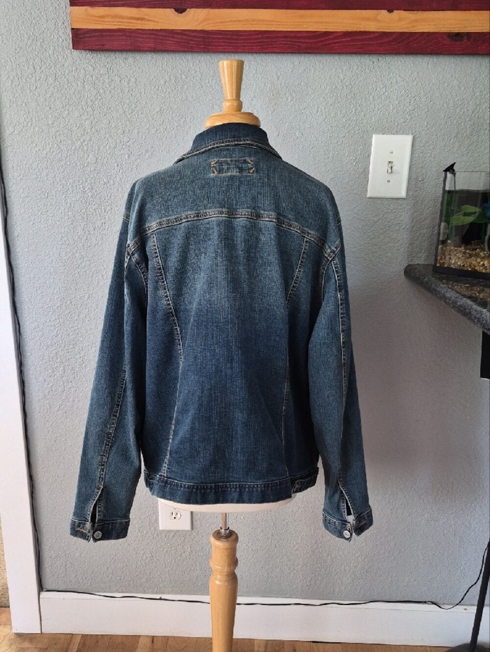 Maurices Plus Size Classic Blue Denim Jacket - 3x - Picture 4 of 6